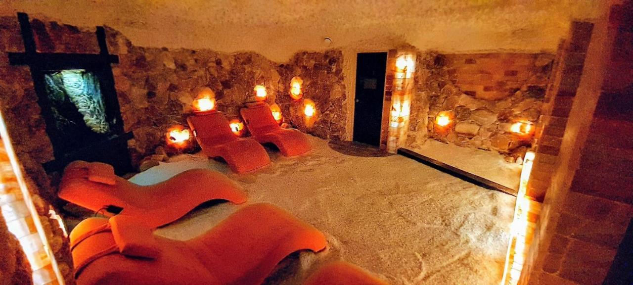 Pensjonat Lysica Wellness & Spa Свента-Катажина Экстерьер фото