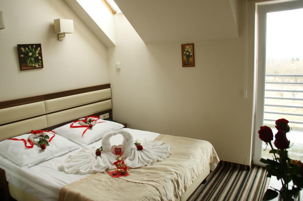 Pensjonat Lysica Wellness & Spa Свента-Катажина Экстерьер фото