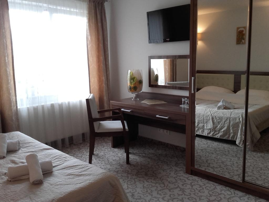 Pensjonat Lysica Wellness & Spa Свента-Катажина Экстерьер фото